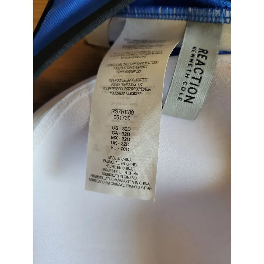 Women's Kenneth Cole Reaction NWT Bikini Top Black and Blue‎ Size 32D / 34C